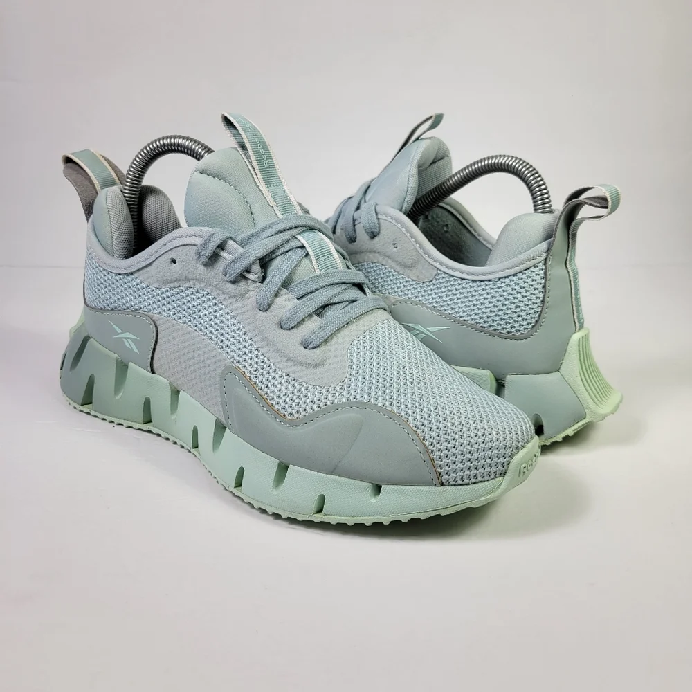 Reebok Women's Zig Dynamica Seaside Grey/Mist Running Shoes Sz 7.5 [HQ5864]